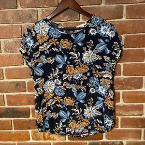 H&M Floral Blue and Taupe Short Sleeve Top size 12